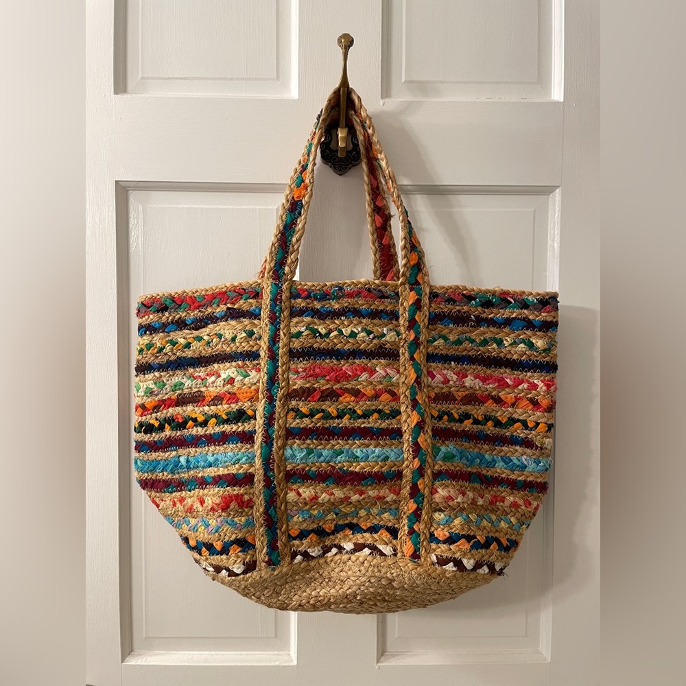 Anthropologie Shiraleah Chicago Fiesta Woven Tote - Picture 5 of 5